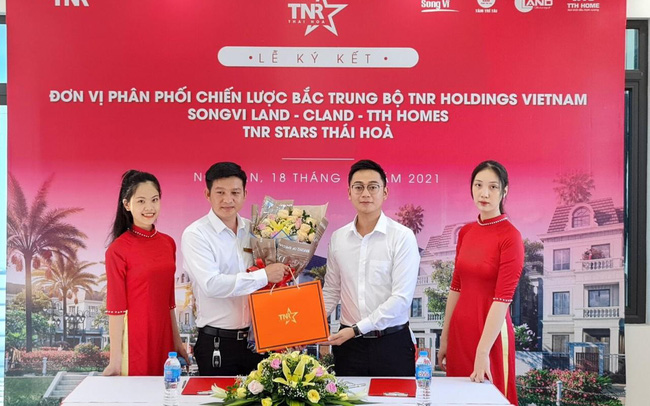 Chính thức chuyển giao shophouse và shopvilla đầu tiên của TNR star Thái Hòa