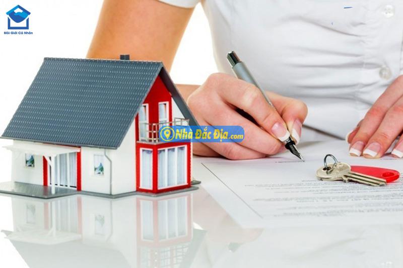 Khi mua nhà, người mua nên sao y những giấy tờ cần thiết thành nhiều bản để thuận tiện hơn cho các bước thủ tục hành chính