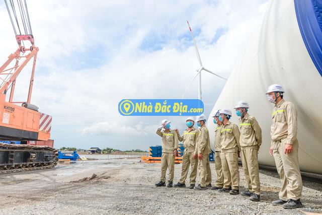 Tập đoàn Kosy đẩy nhanh tiến độ thi công nhà máy Điện gió Kosy Bạc Liêu trước “giờ G” - Ảnh 2.